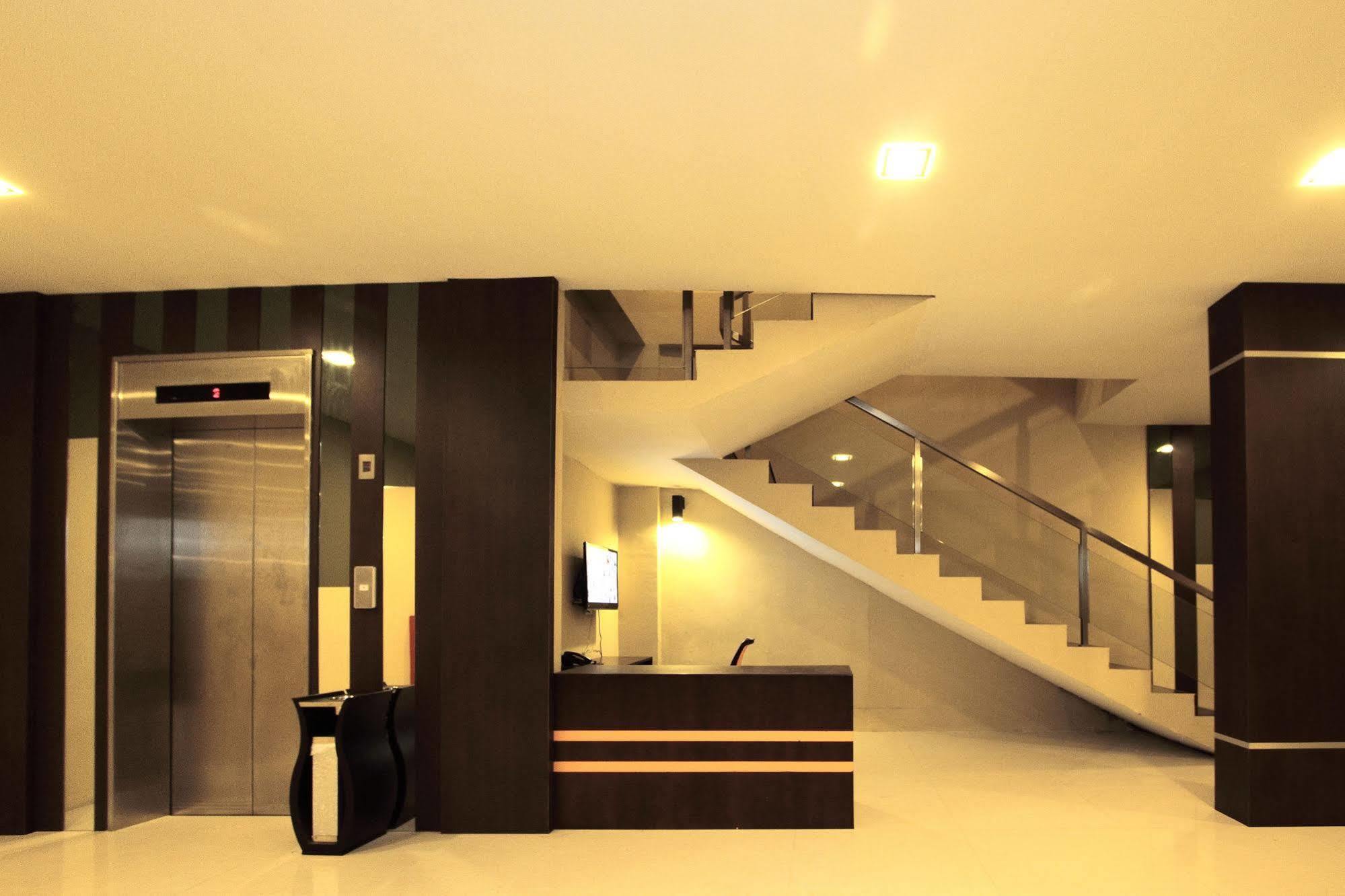 Nagoya One Hotel Extérieur photo